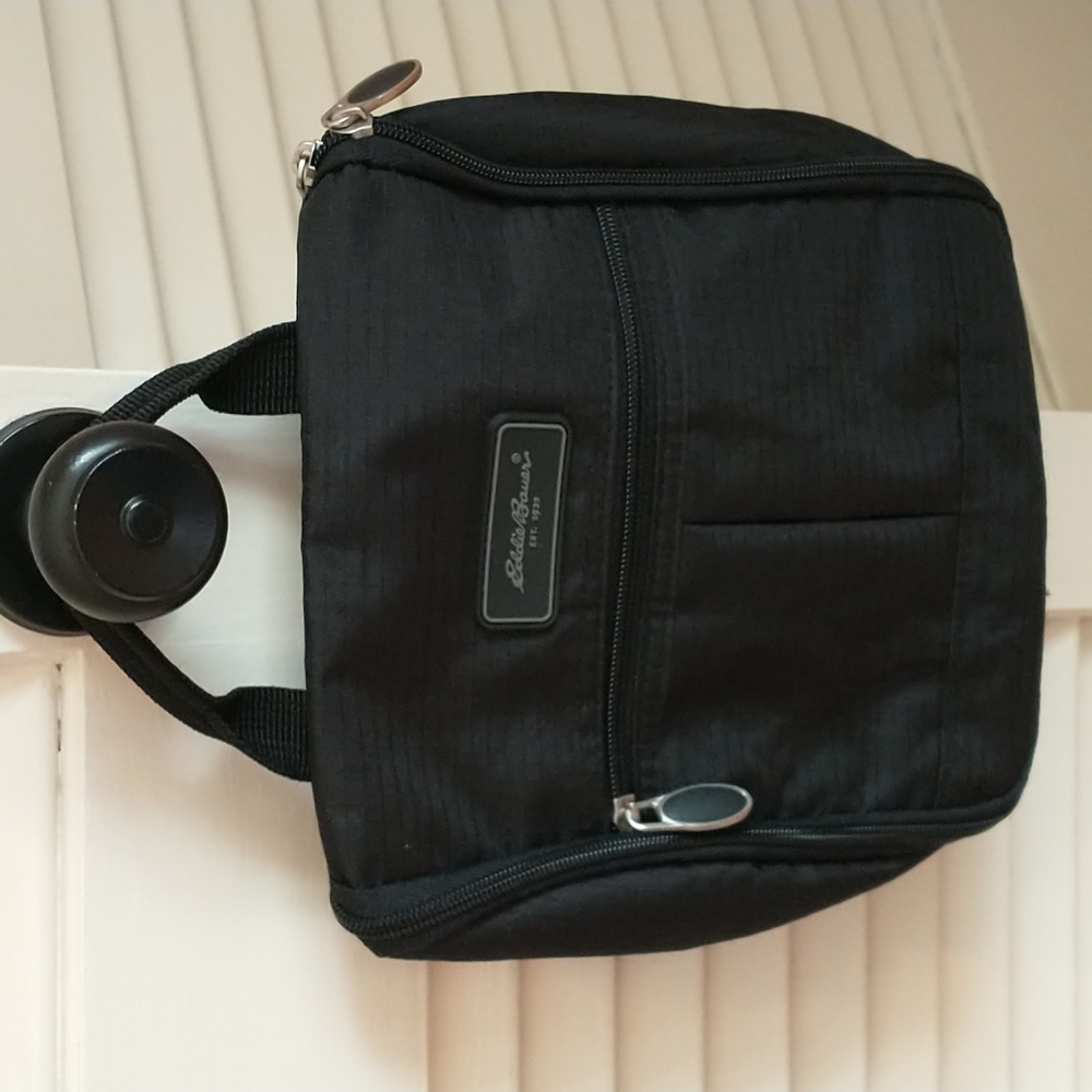Eddie Bauer expedition hanging travel bag‎ for toiletries